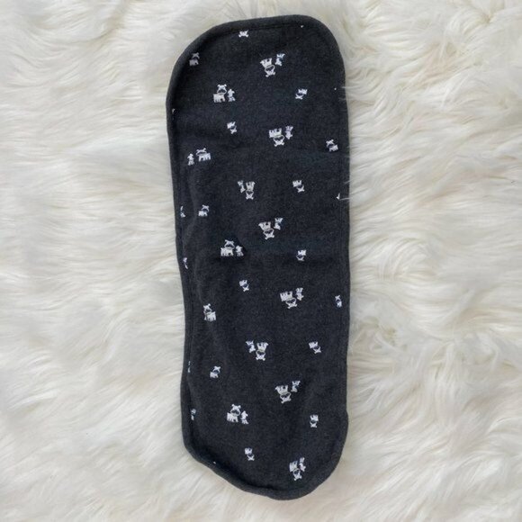 Baby Boy Hats Mittens and Cloth Bundle - Picture 2 of 10